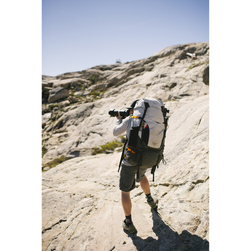 Lowepro Photosport Pro III 55L Mochila para Equipo Fotográfico (S/M) / LP37341 - Imagen 9