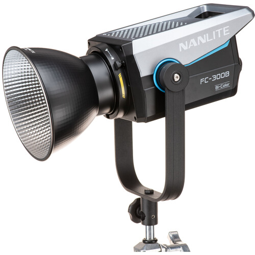 Nanlite FC300B Bi-Color LED Spotlight 350W Montura Bowens (T° 2700 a 6500K) / 31-2014