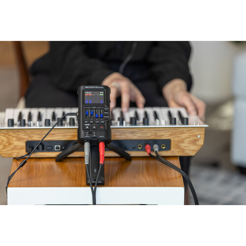 Zoom R4 MultiTrak Grabadora de Señal Flotante de 32-Bit con Rebote Estéreo - Imagen 9