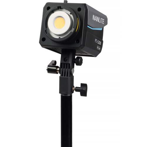 Nanlite FC120B Bi-Color LED Spotlight 120W Montura FM y Adaptador Bowens / 02-054 - Imagen 7
