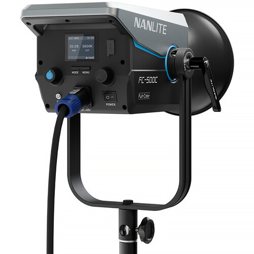Nanlite FC500C RGB LED Spotlight 500W Montura Bowens / 02-058 - Imagen 3