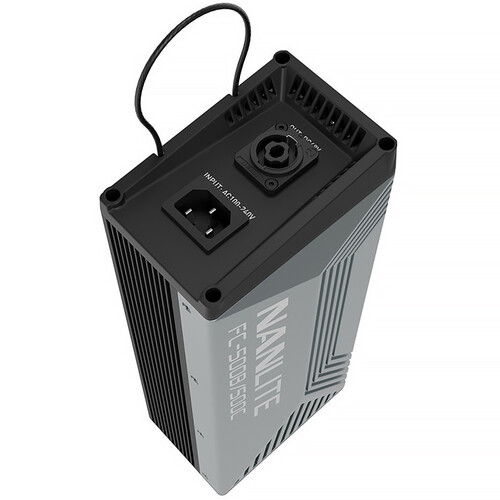 Nanlite FC500C RGB LED Spotlight 500W Montura Bowens / 02-058 - Imagen 5