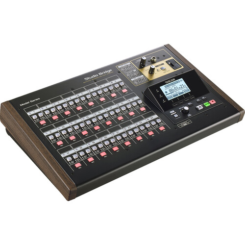 TASCAM Studio Bridge Grabadora de 24 Pistas e Interfaz de Audio/MIDI USB-B - Imagen 3
