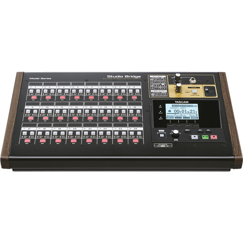 TASCAM Studio Bridge Grabadora de 24 Pistas e Interfaz de Audio/MIDI USB-B - Imagen 2