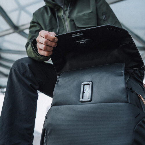 PGYTECH OneGo 2 25L Mochila para Cámara y Accesorios - Pine Green / P-CB-204 - Imagen 10