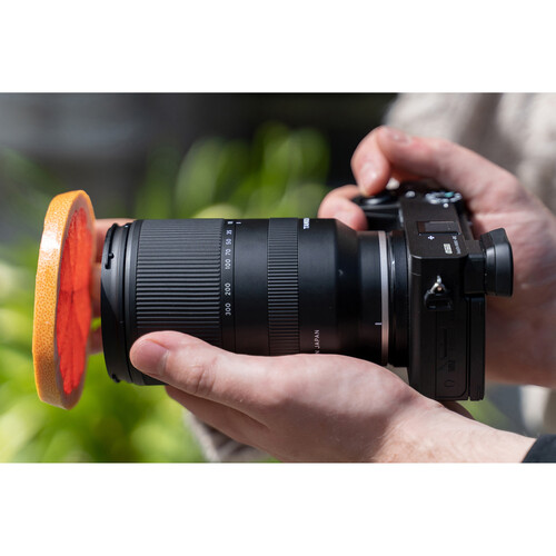 Tamron 18-300mm f/3.5-6.3 Di III-A VC VXD Lente para Nikon Z / B061Z - Imagen 9